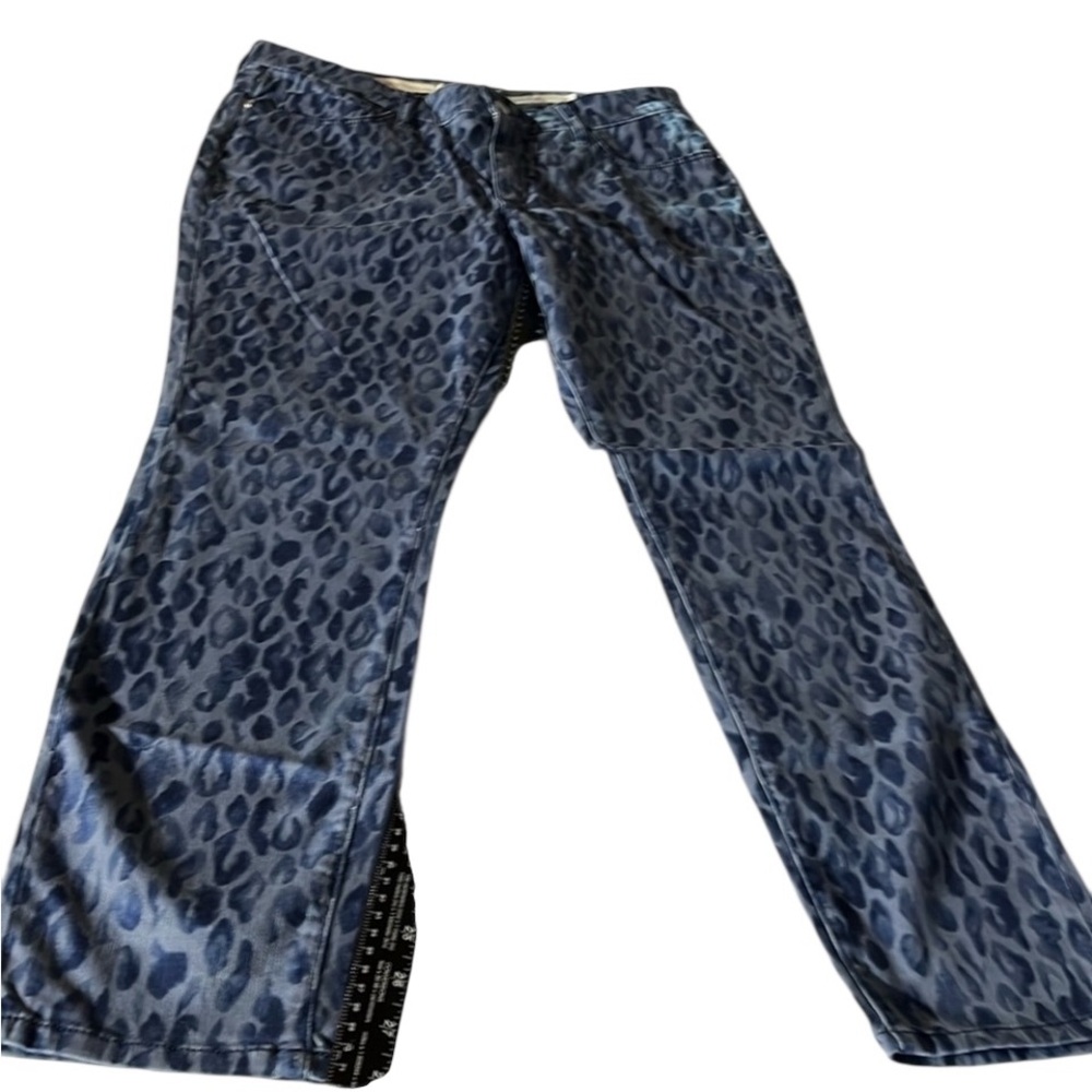Pilcro & Letterpress by Anthropologie size 32 jeans blue leopard print